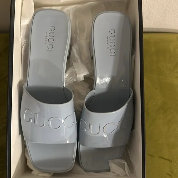 Authentic Baby Blue Gucci Sandals - Picture 2 of 4